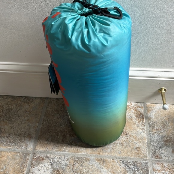 RUMPL x FP Movement Original Puffy Blanket NWT - Picture 6 of 15